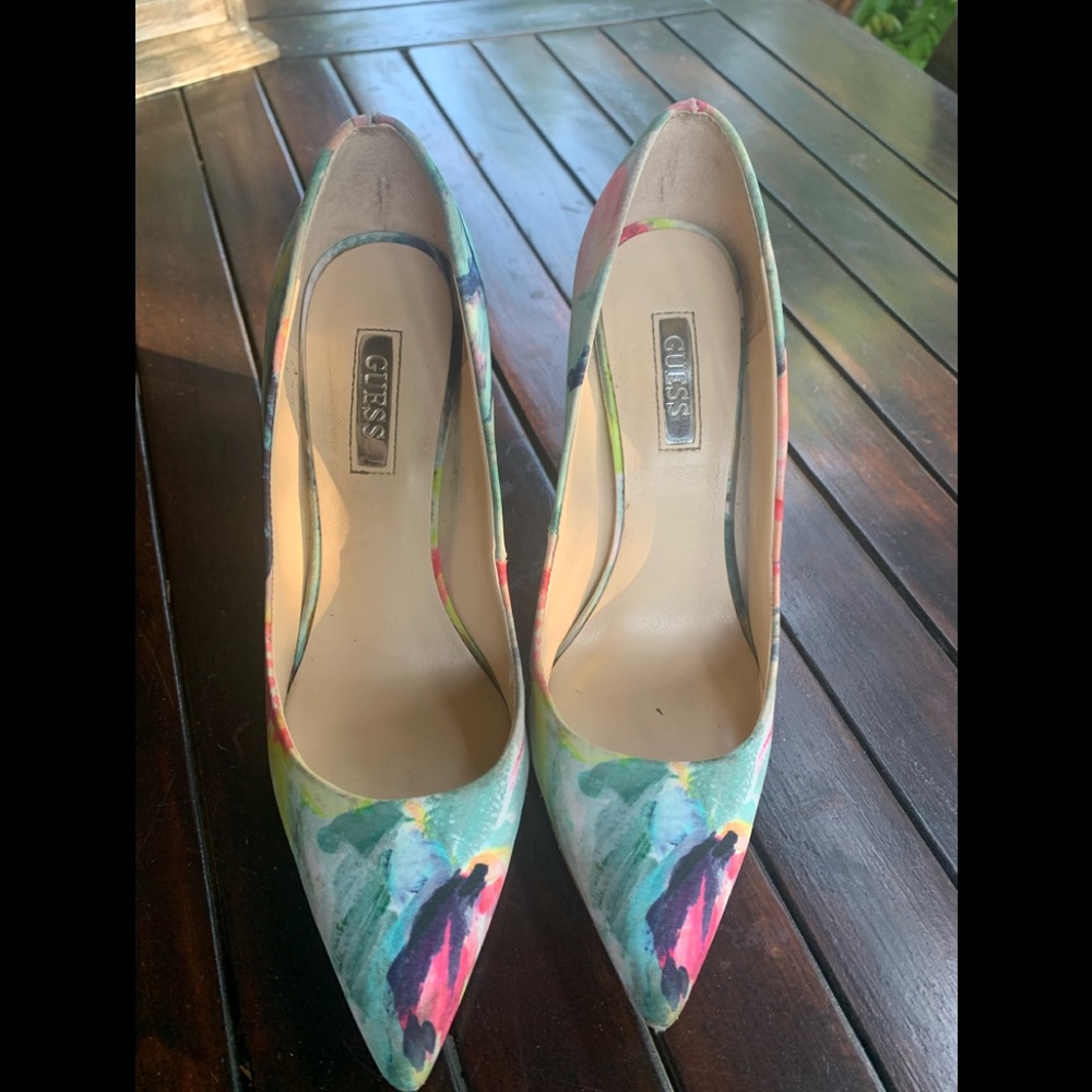 Guess floral print pump Alexes